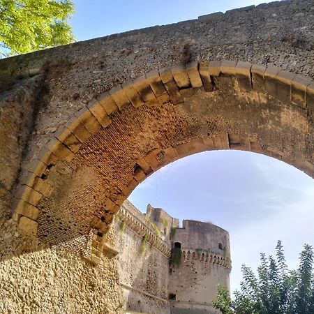 Incastro B&B In Crotone Dış mekan fotoğraf