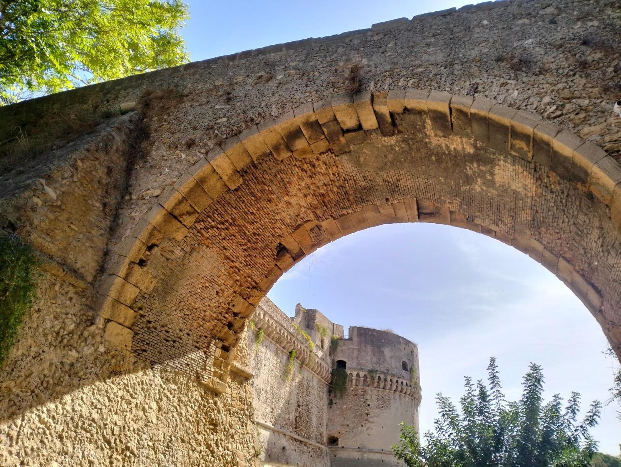 Incastro B&B In Crotone Dış mekan fotoğraf
